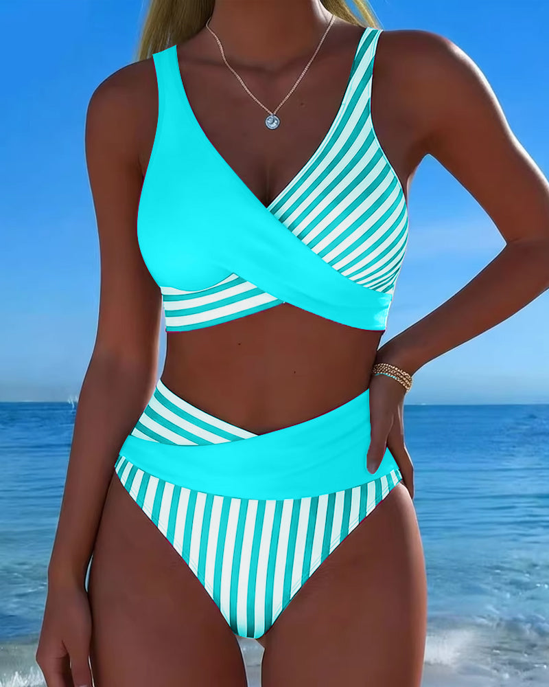 Bikini Kruisgestreept