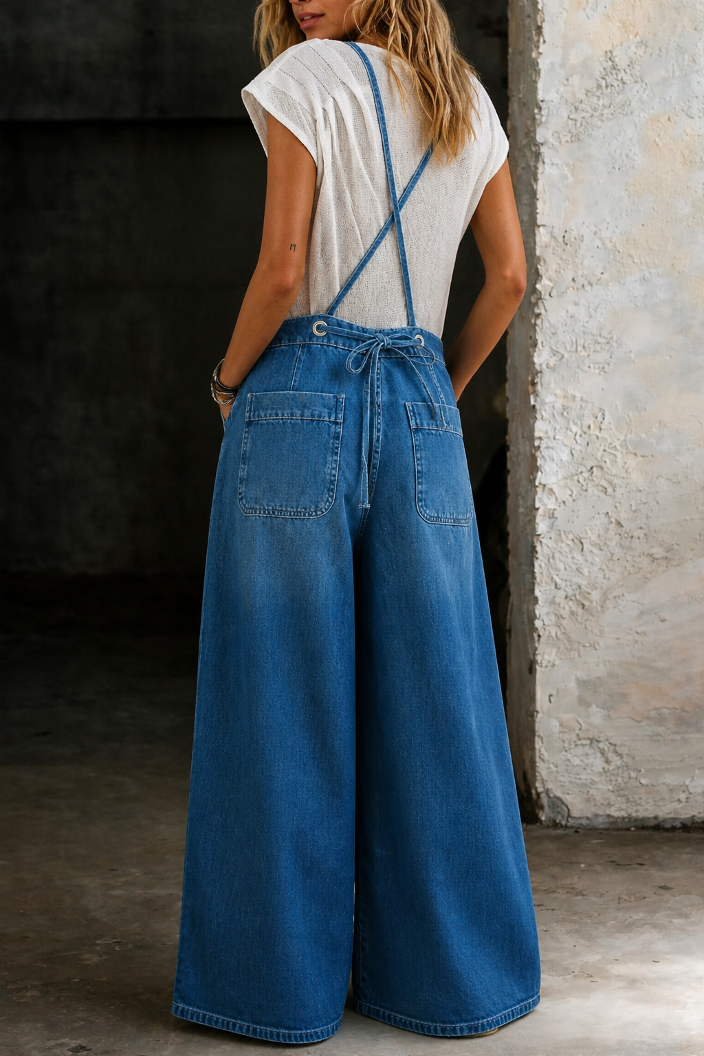 Elizabeth | Brede Pijpen Draagriem Jumpsuit