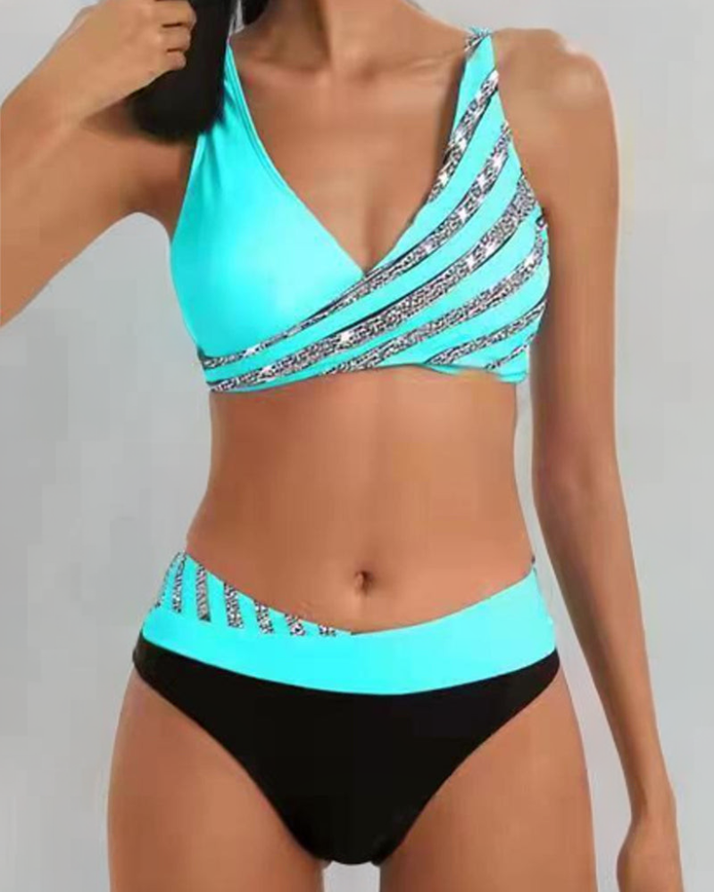 Mona - Bikini Gedrukt in Warme Tinten