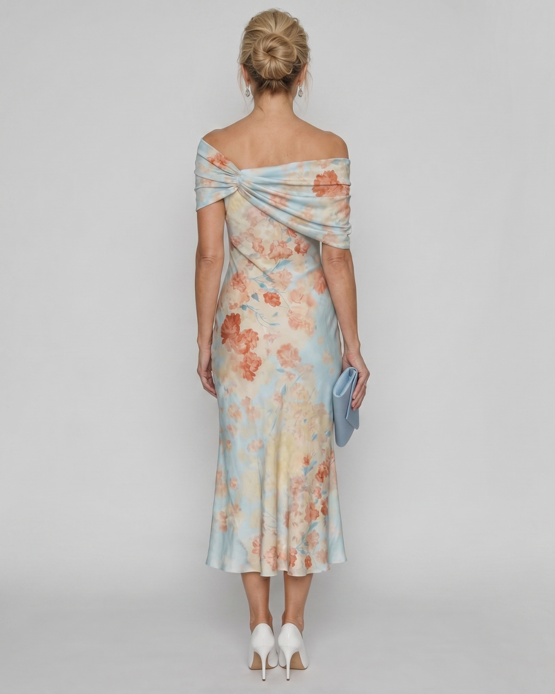 Imore | Zachte Bloemige Off Shoulder Aansluitende Midi Jurk