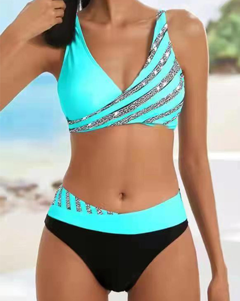 Mona - Bikini Gedrukt in Warme Tinten
